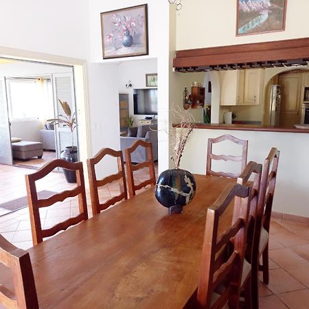 Spacious Villa With Ocean And Mountain View-4 Beds Cul de Sac Exterior foto